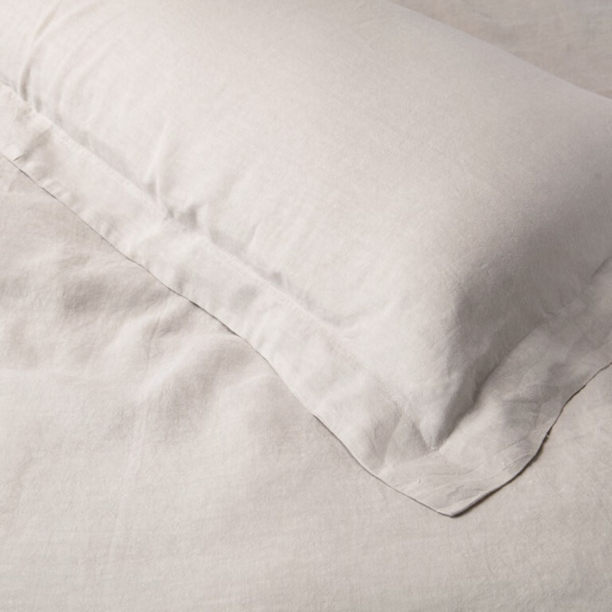 Bed Linen. Pillow Case. Milan. Ivory (Gray & Beige)