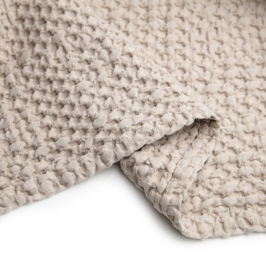 Bloom. Organic cotton honeycomb throw. Beige