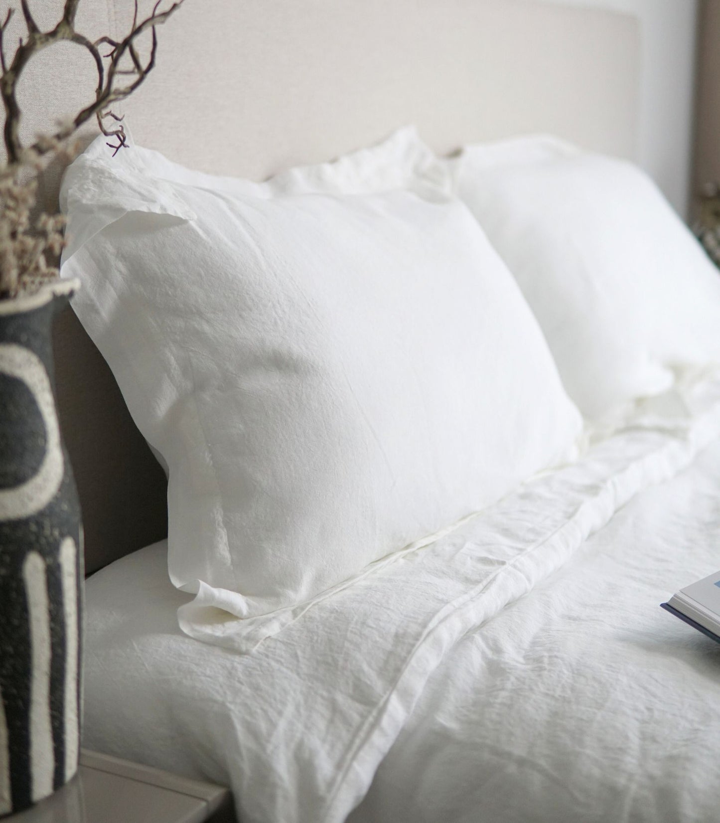 Linge de lit. Taie d'oreiller. Milan. Blanc