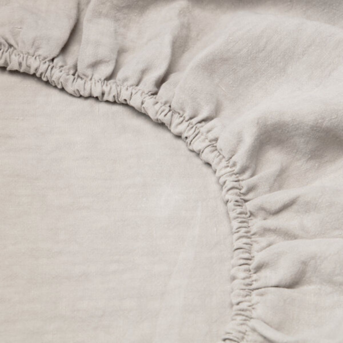 Linge de lit. Drap housse. Milan. Ivoire (Gris & Beige)