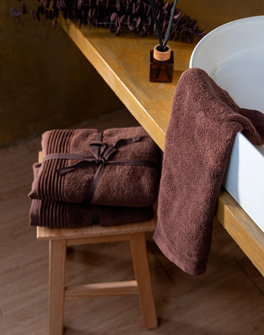 Chocolate Embrace Fluffy Bath Towel - Indulge in the rich comfort of this decadent chocolate-colored bath towel. Luxuriously soft and absorbent, perfect for wrapping yourself in after a soothing bath or shower. 